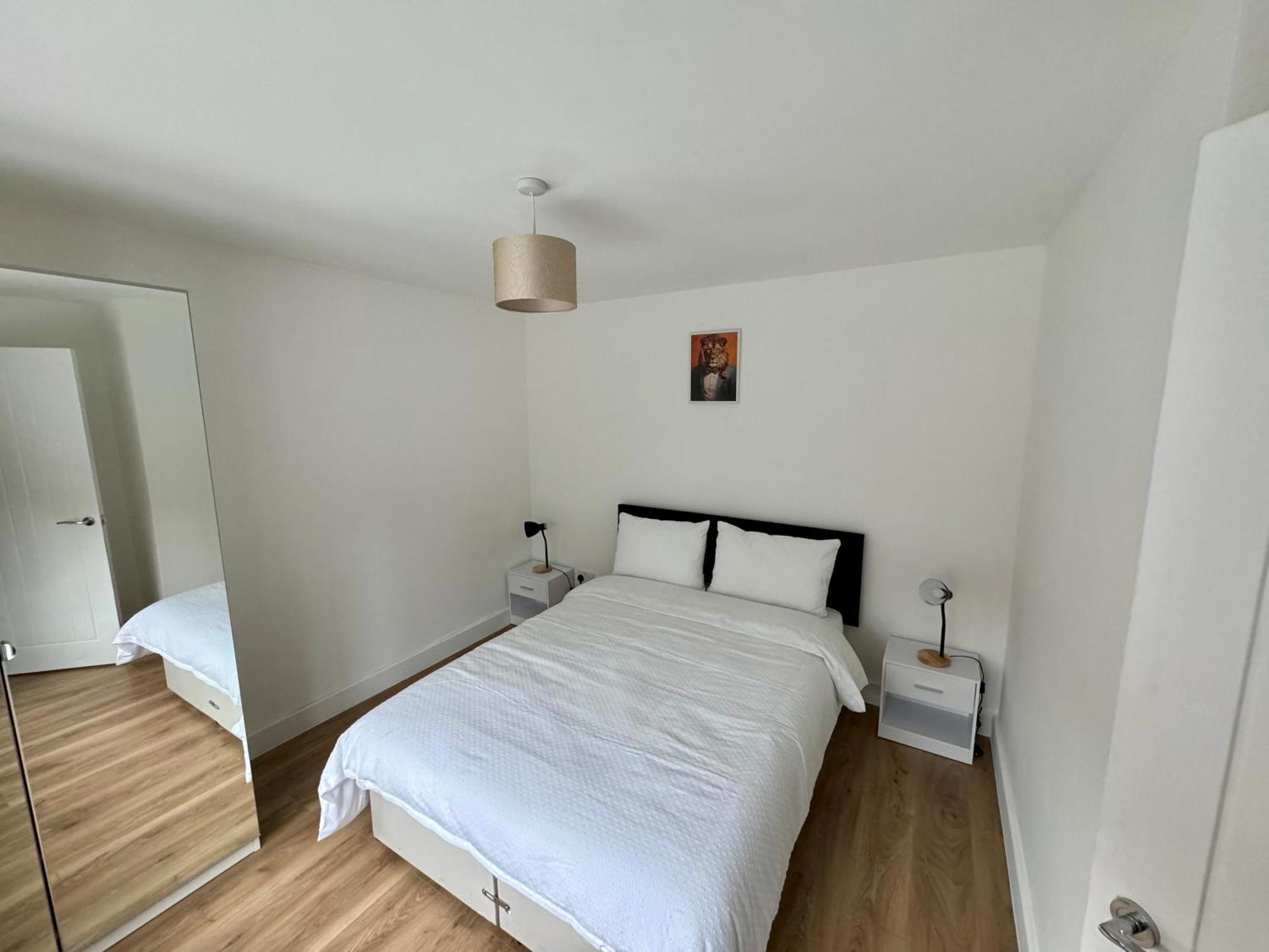 Florina S House 4 Bedrooms Villa Rugeley Dış mekan fotoğraf